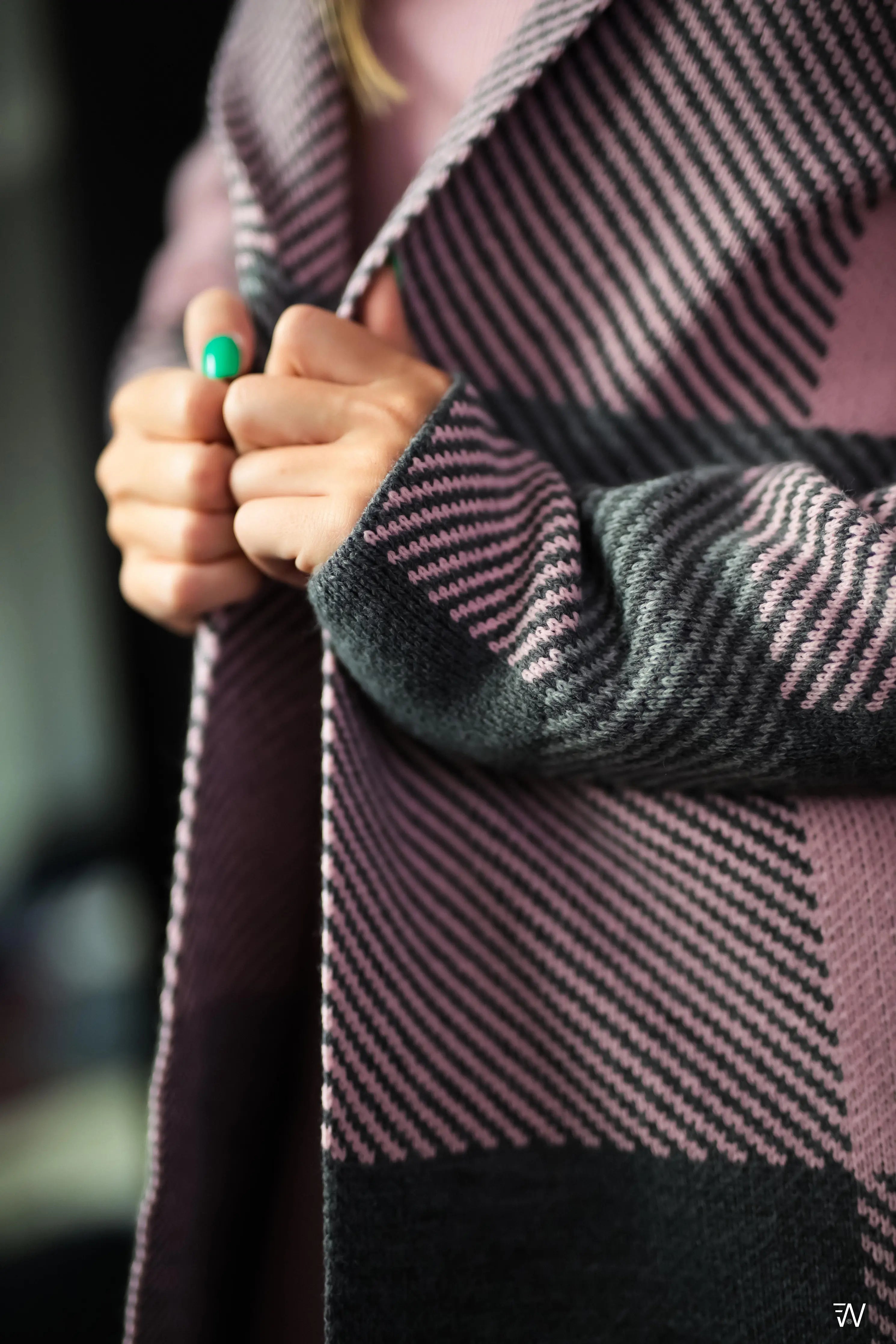 Jelka Rózsaszín Kötött Kardigán Kapucnival