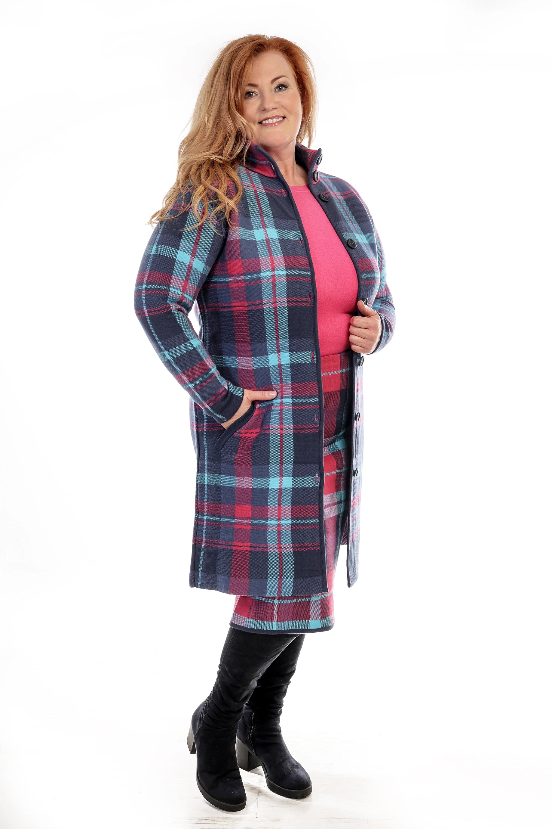 Kerry Long Knit Coat with Checkered Pattern