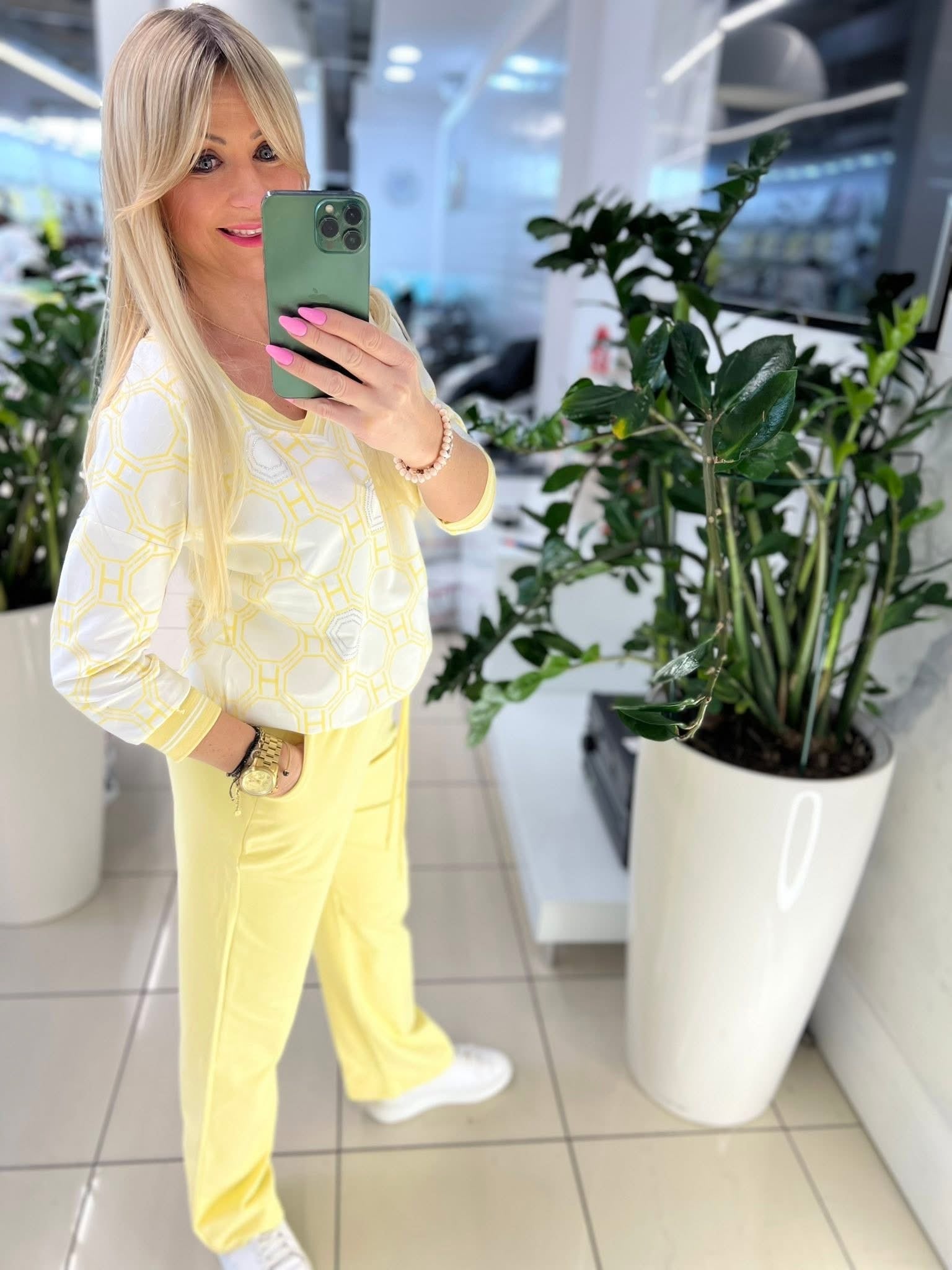 Lili női V-nyakú felső