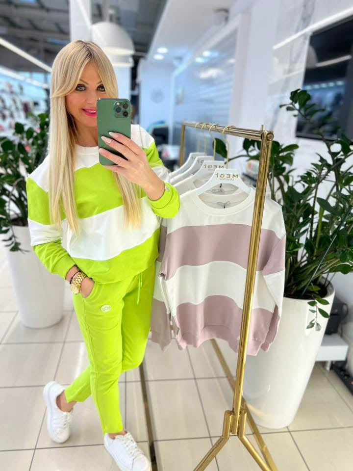 Villő Női Pulóver