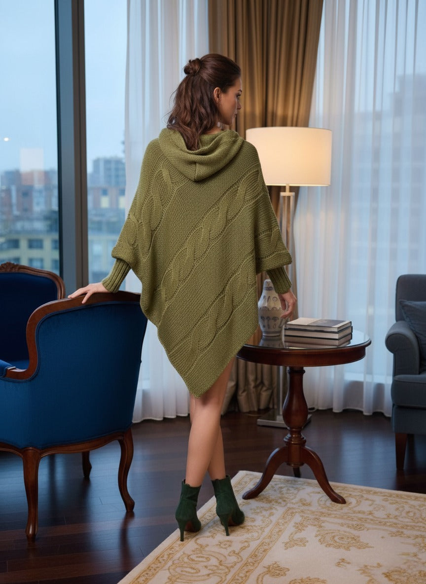 Mira Kötött Poncsó Kapucnival