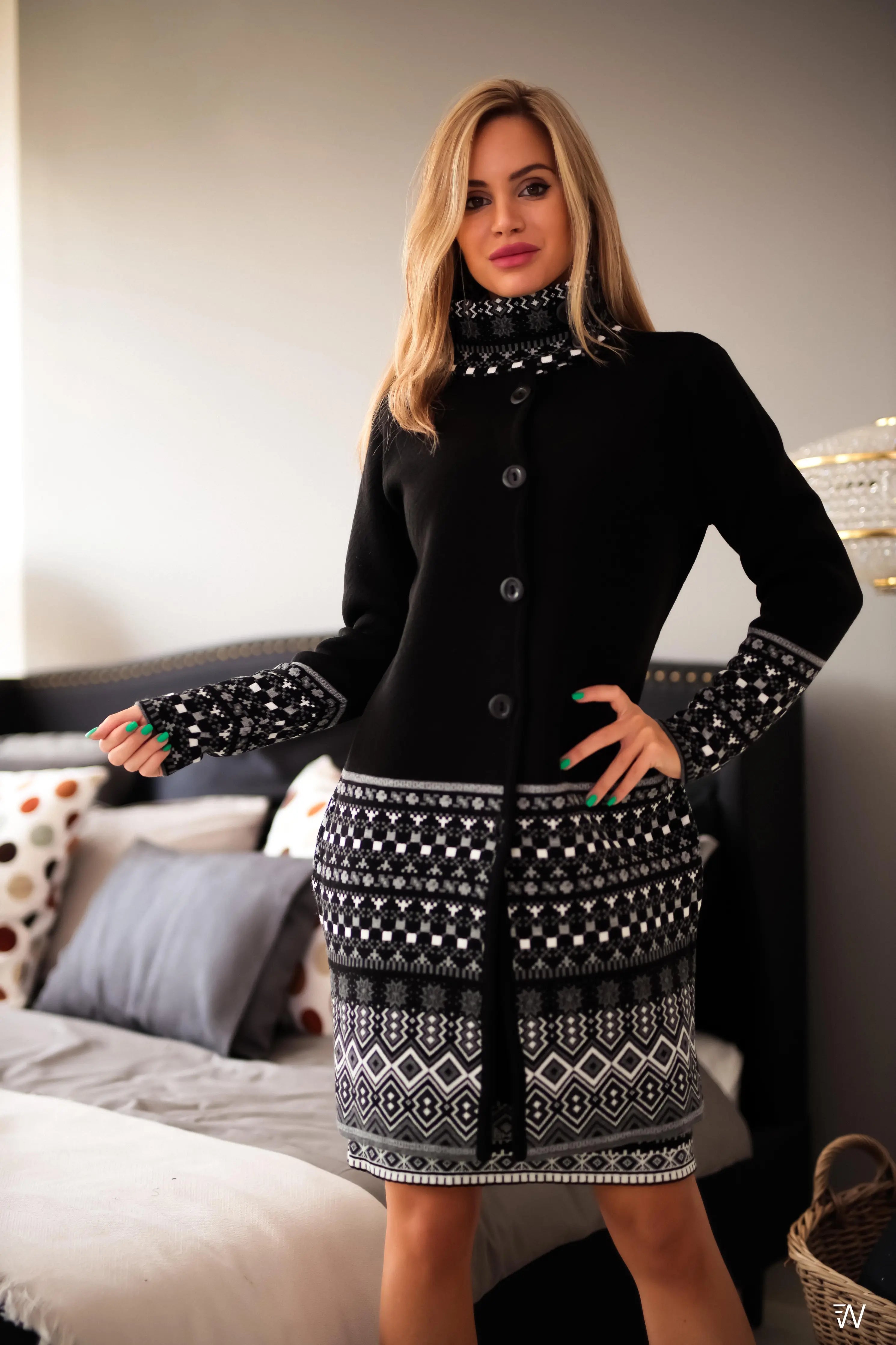 Close-up of Zseljana coat’s detailed High-Neck pattern.